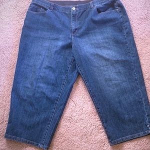 CJ Bank Women’s Plus Denim Capri Jeans